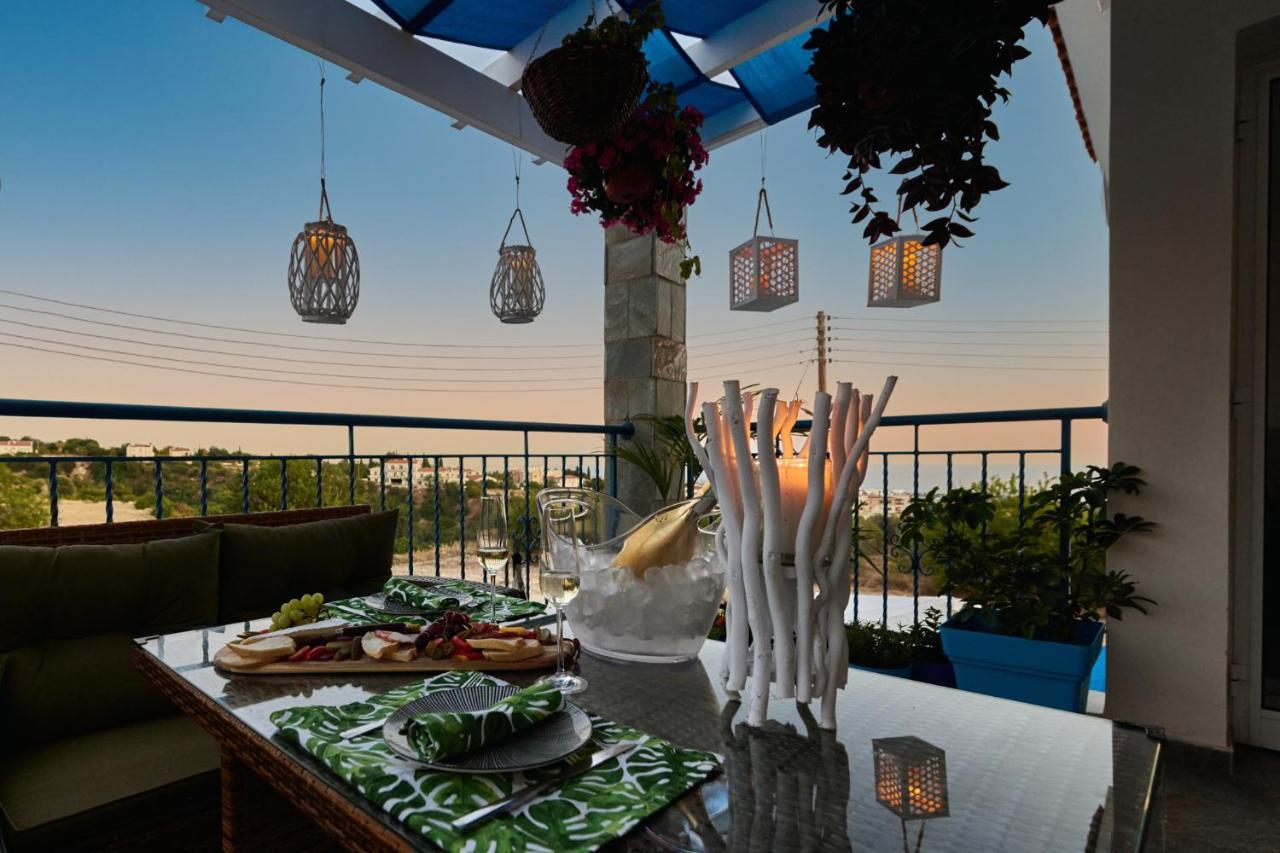 Villanelle Bed & Breakfast Welcomes Dog Lovers Only Тала Экстерьер фото