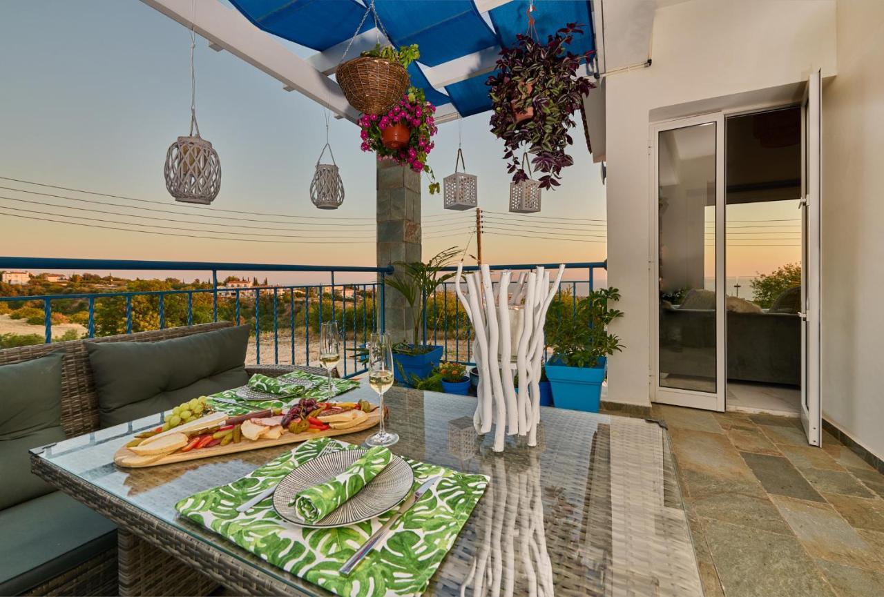 Villanelle Bed & Breakfast Welcomes Dog Lovers Only Тала Экстерьер фото